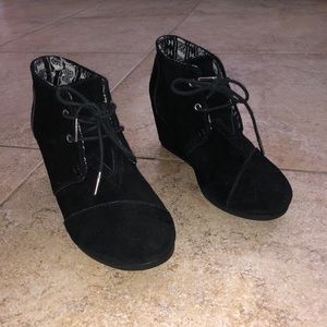 TOMS heels (PLEASE OFFER)